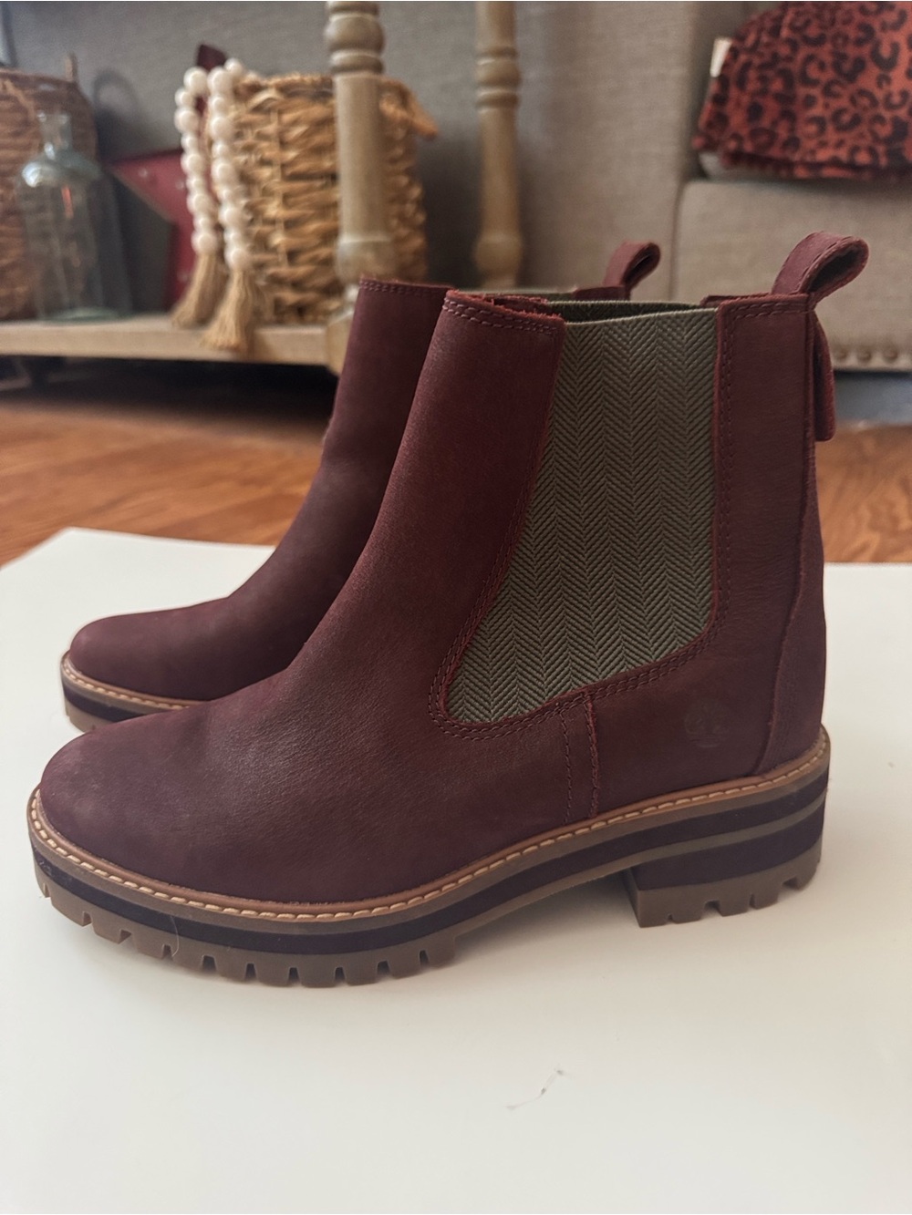 Timberland Women's Courmayeur Valley Chelsea Boots